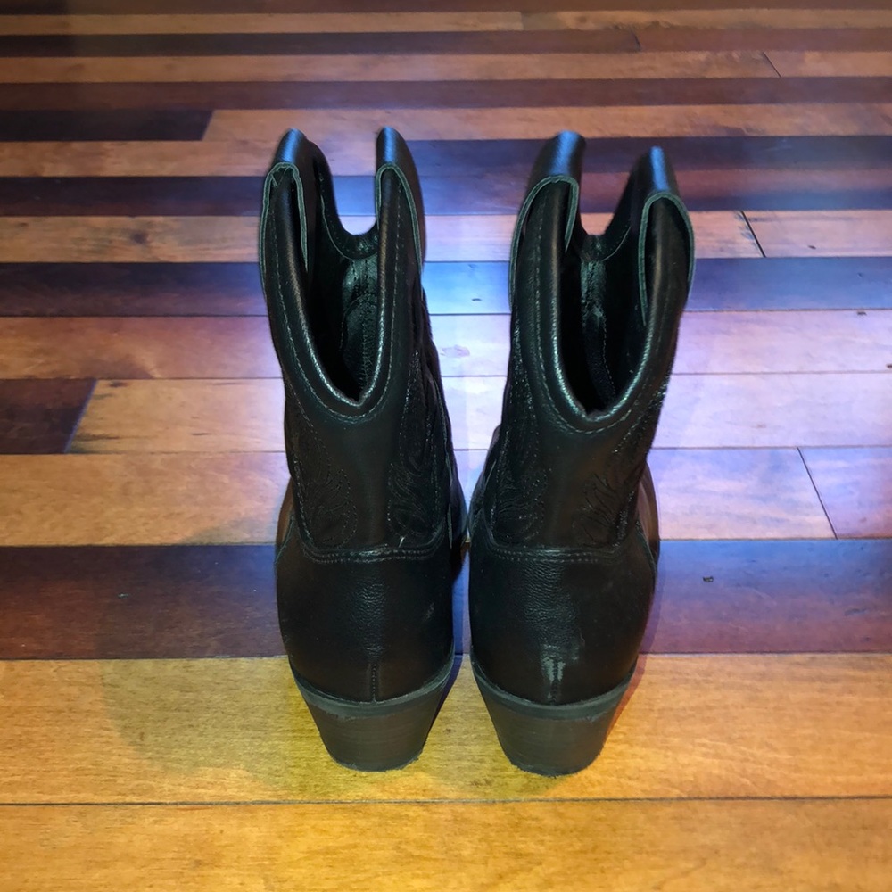 Black Cowboy Boots - Picture 4 of 5